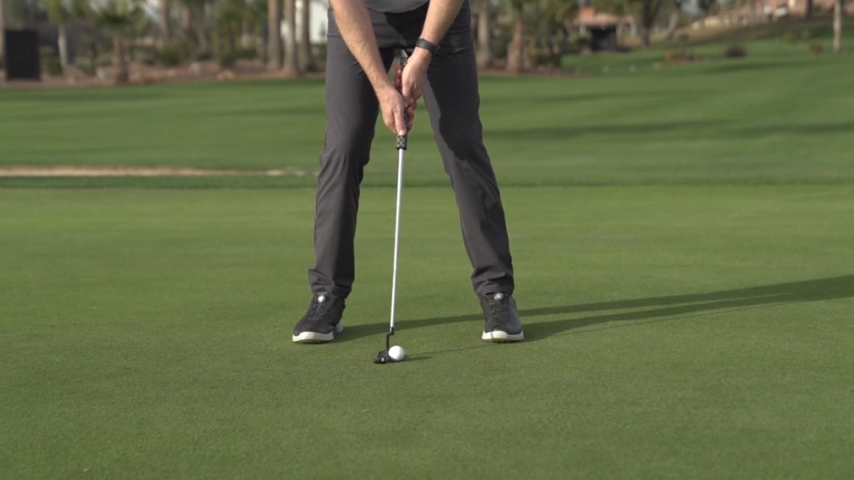 How to Dial In Your Putting Setup: Posture, Grip & Alignment Tips for ...